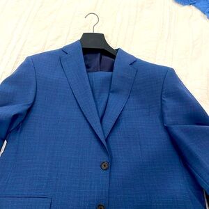 Men’s suit